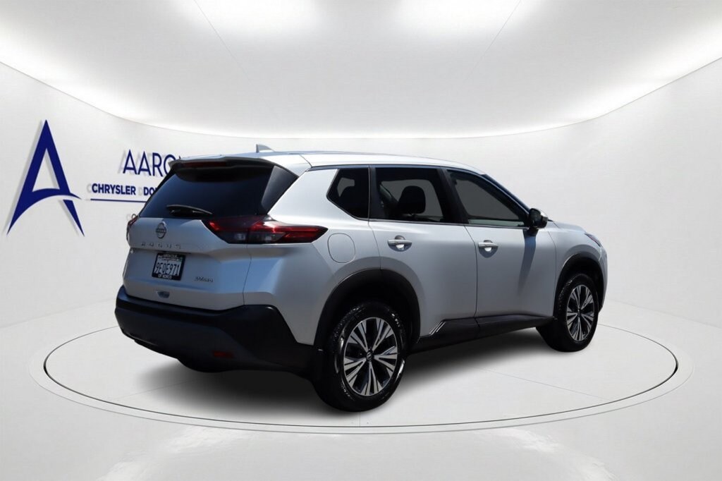 Used 2022 Nissan Rogue SV SUV