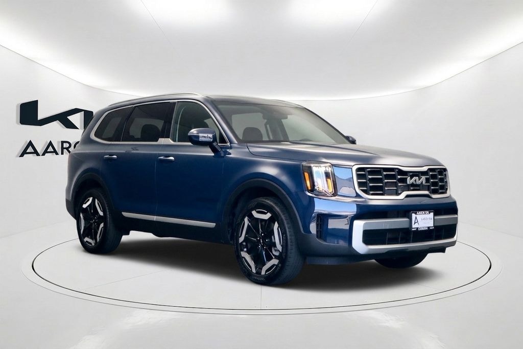 Used 2024 Kia Telluride S SUV