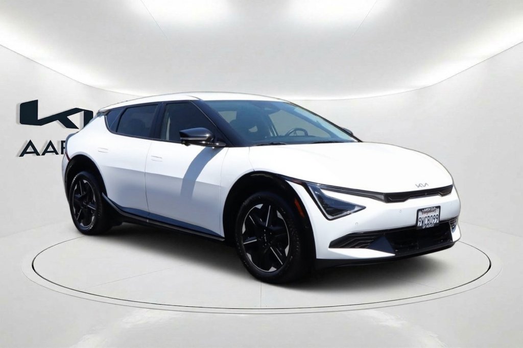 Used 2025 Kia EV6 Wind SUV