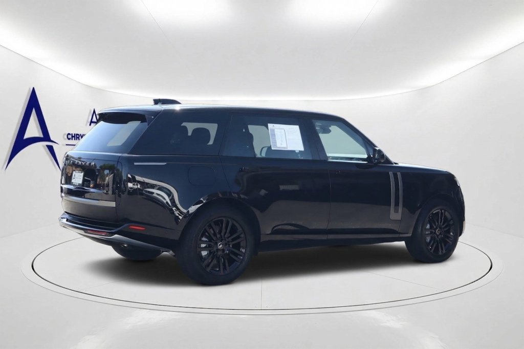 Used 2025 Land Rover Range Rover SE SUV