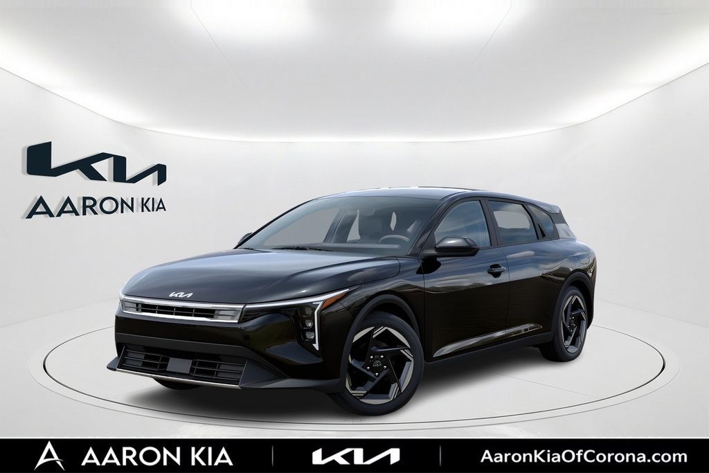 New 2026 Kia K4 EX Hatchback