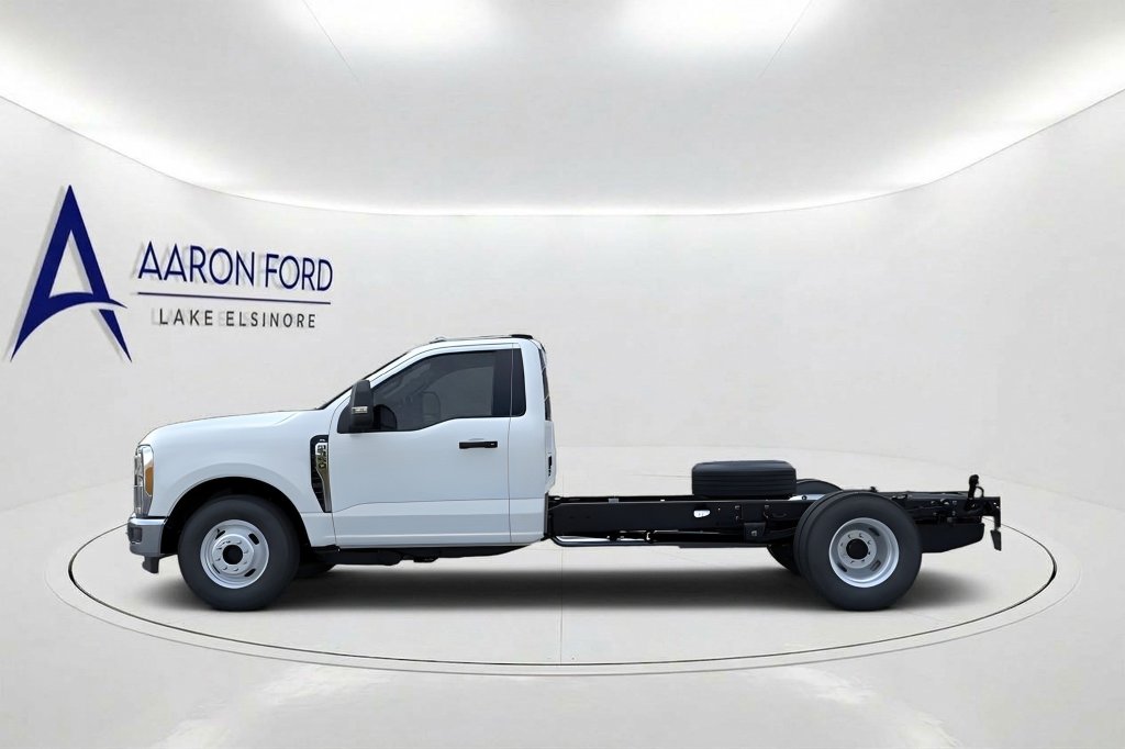 New 2026 Ford F-350SD XL Chassis