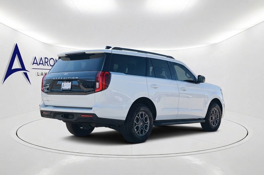 Used 2025 Ford Expedition Active SUV