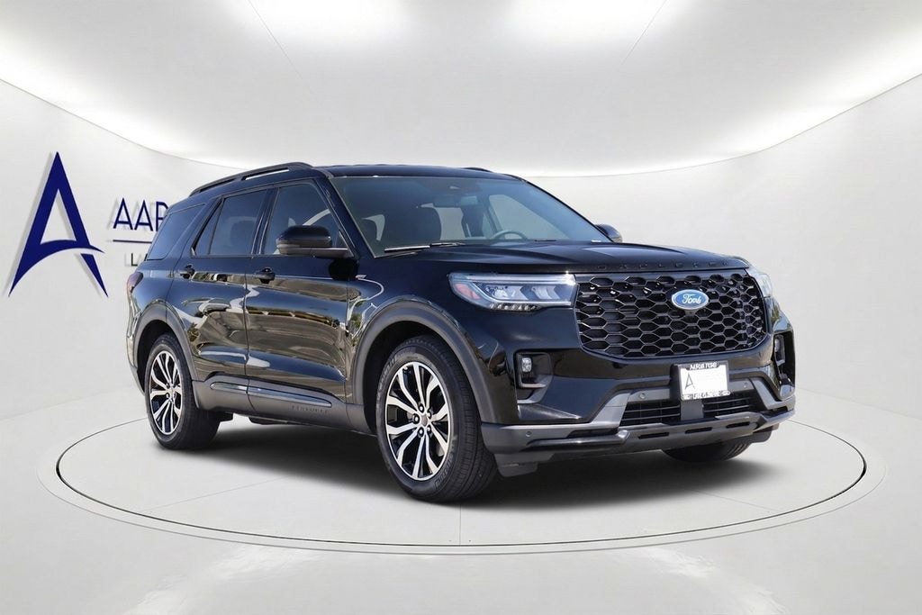 Used 2025 Ford Explorer ST-Line SUV