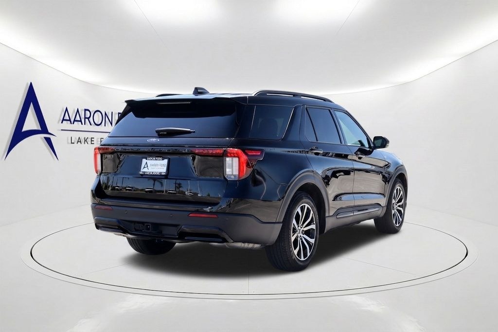 Used 2025 Ford Explorer ST-Line SUV