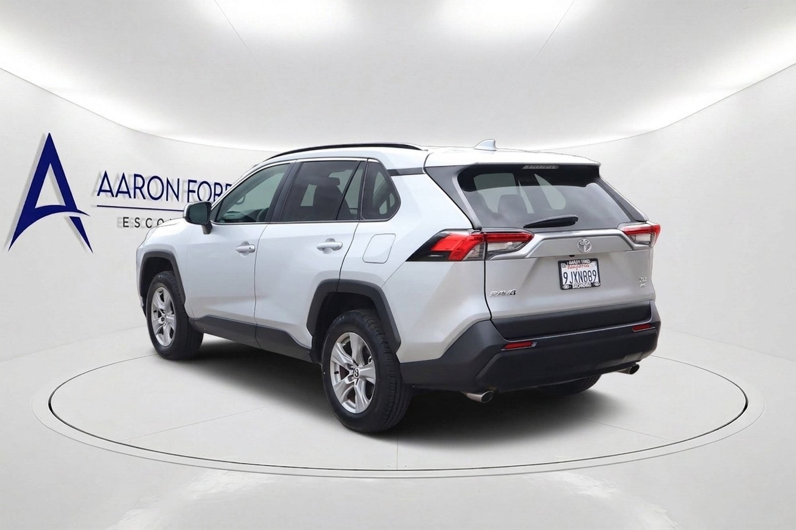 2024 Toyota RAV4 XLE - Photo 7