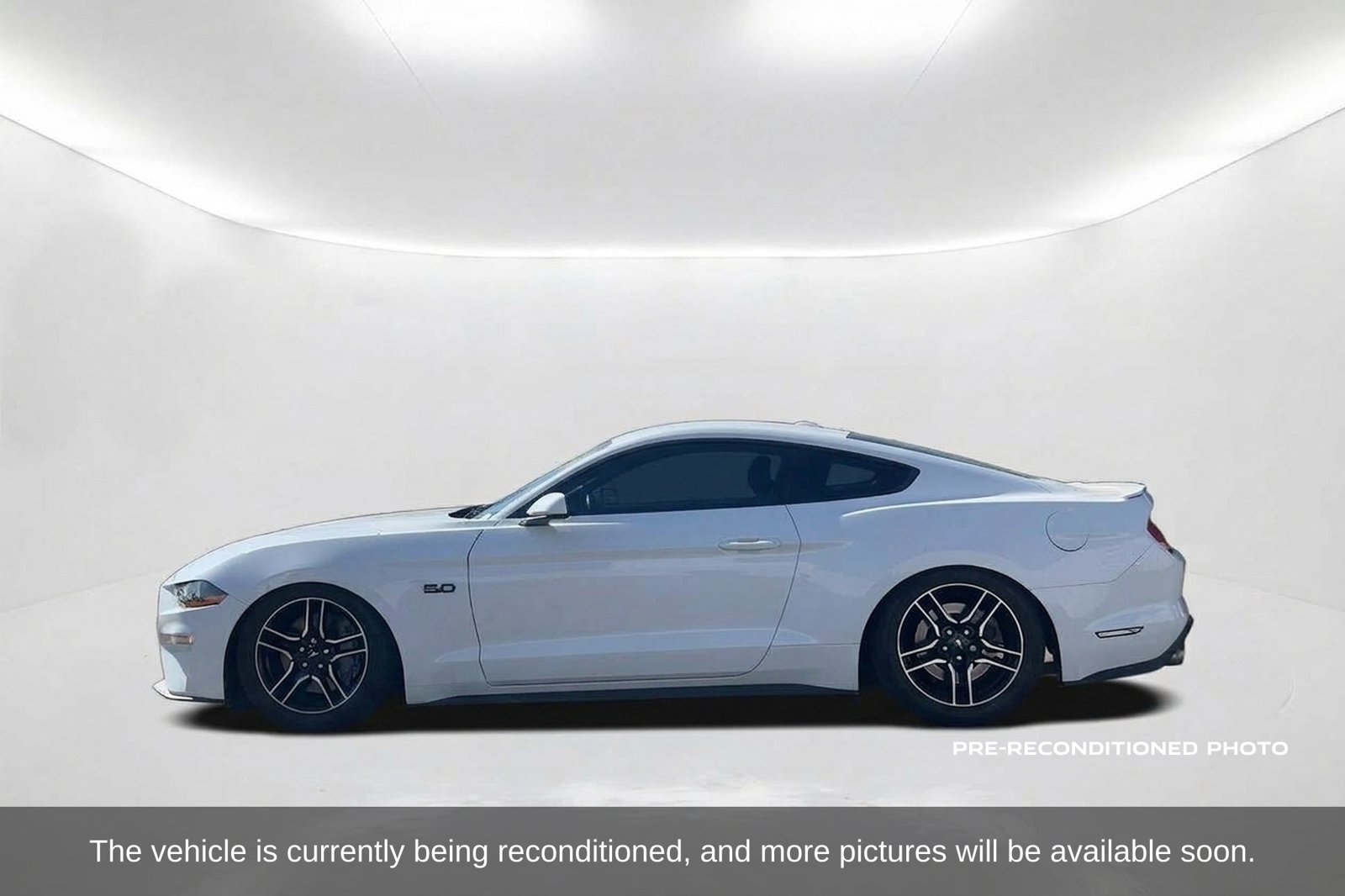 2022 Ford Mustang GT - Photo 9