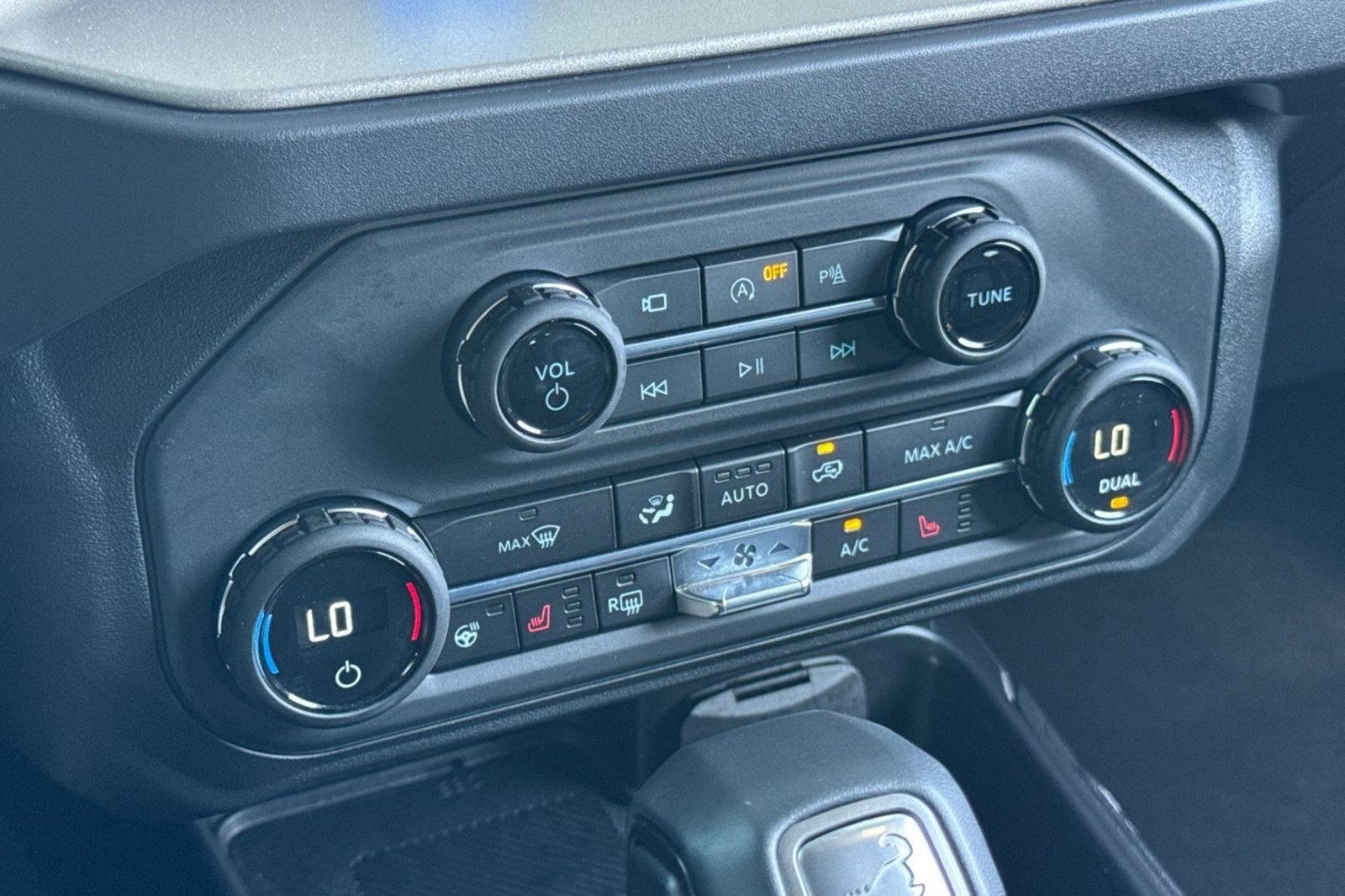 2025 Ford Bronco 4-Door Outer Banks - Photo 26