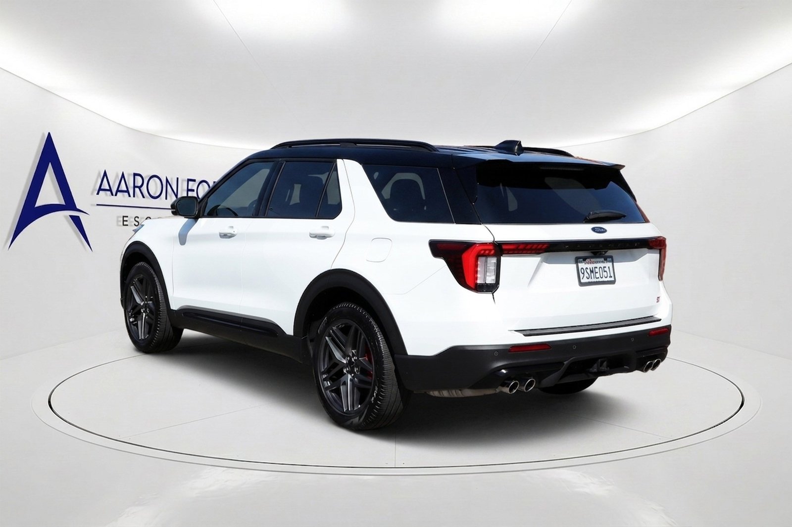 2025 Ford Explorer ST - Photo 7