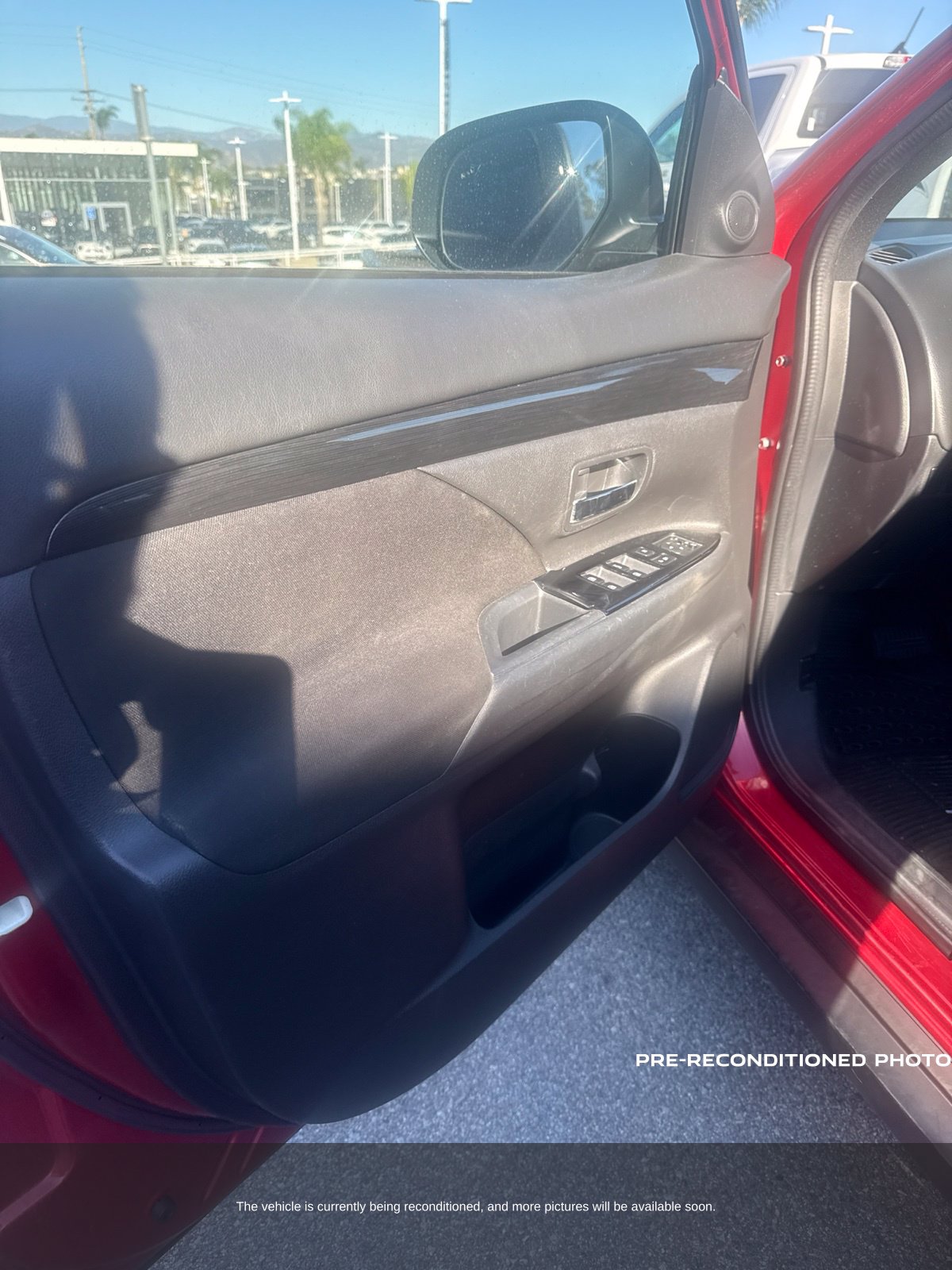 Used 2018 Mitsubishi Outlander LE SUV