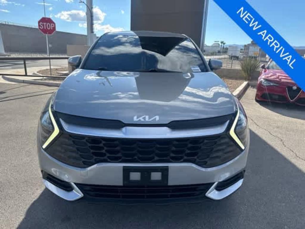 Used 2024 Kia Sportage LX SUV