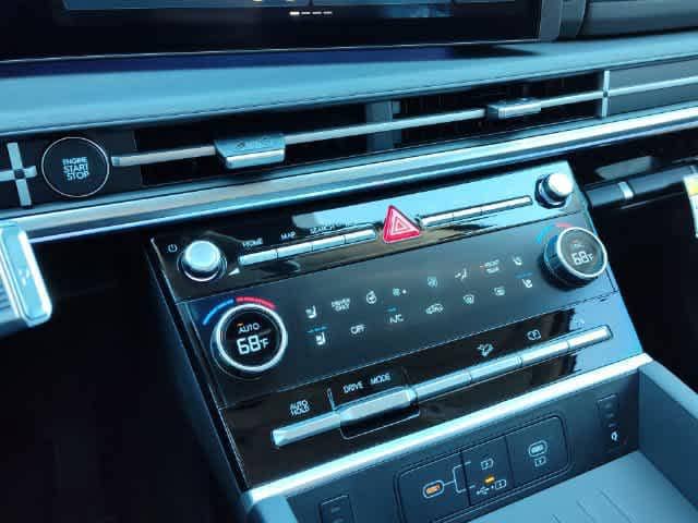 2026 Hyundai Santa Fe Limited - Photo 21