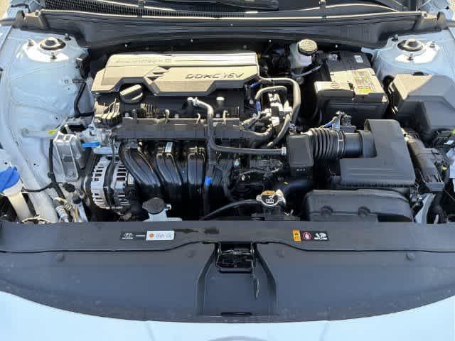 2026 Hyundai Elantra SEL - Photo 4