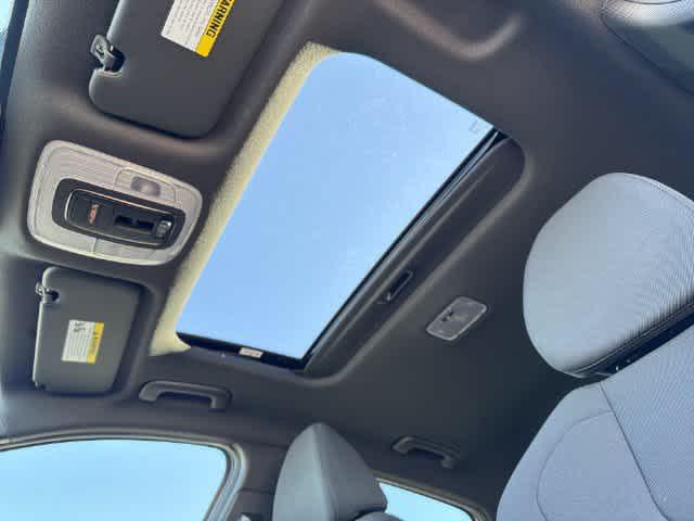 2026 Hyundai Elantra SEL - Photo 8