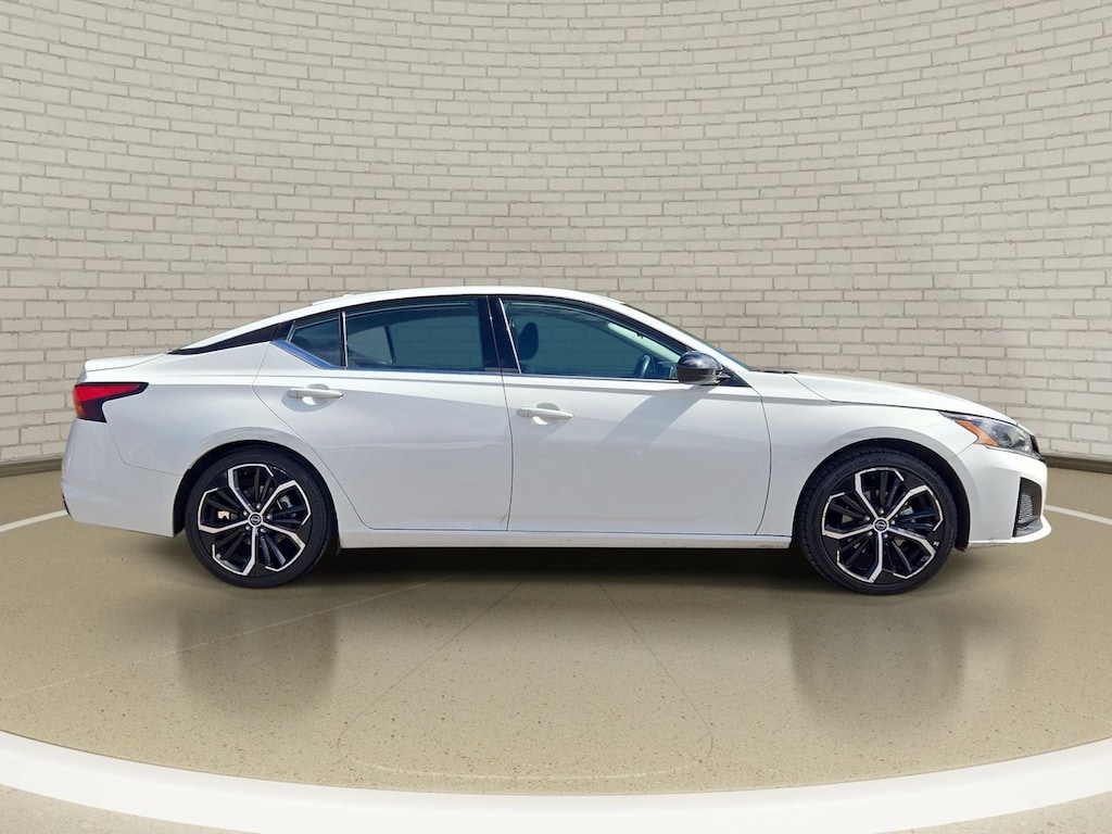 Certified 2024 Nissan Altima 2.5 SR Sedan