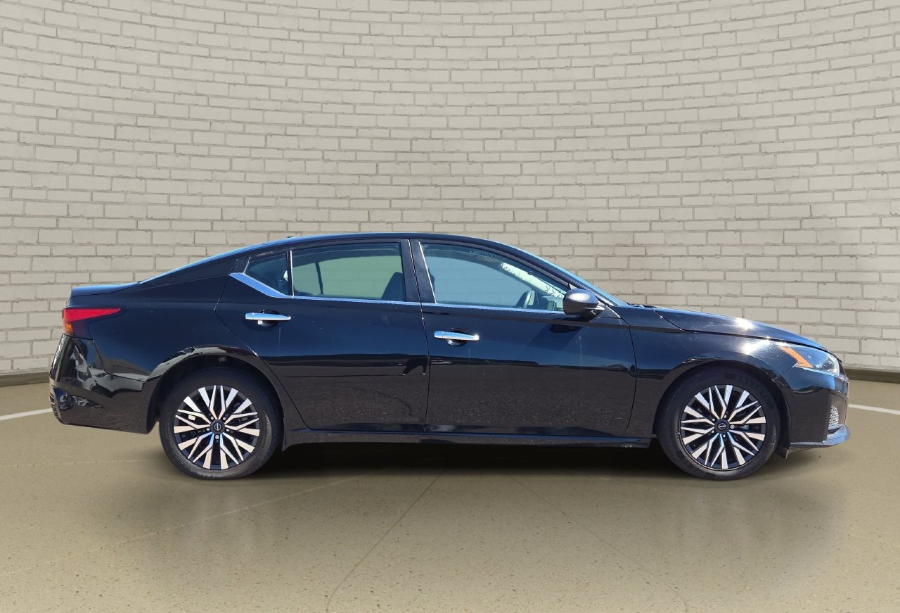 Certified 2024 Nissan Altima 2.5 SV Sedan