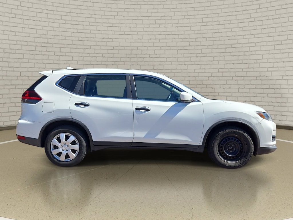 Used 2018 Nissan Rogue S SUV