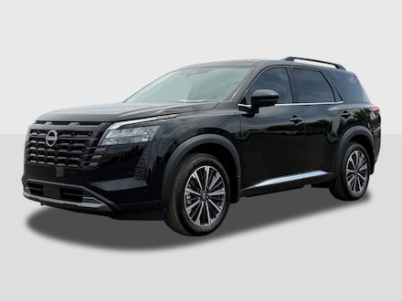 2026 Nissan Pathfinder Platinum SUV
