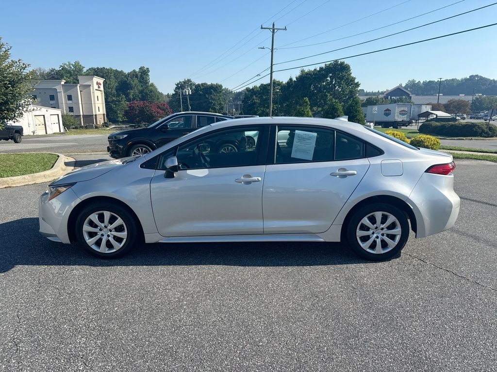 Used 2024 Toyota Corolla LE