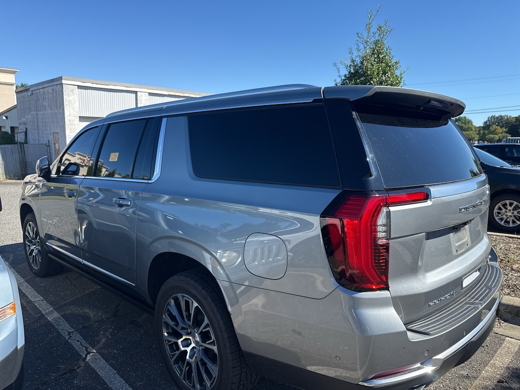 Used 2025 GMC Yukon XL Denali SUV