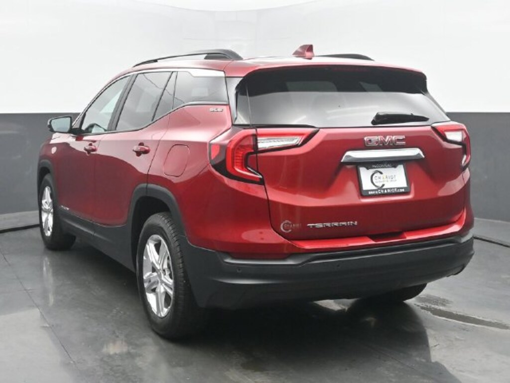 Used 2022 GMC Terrain SLE SUV
