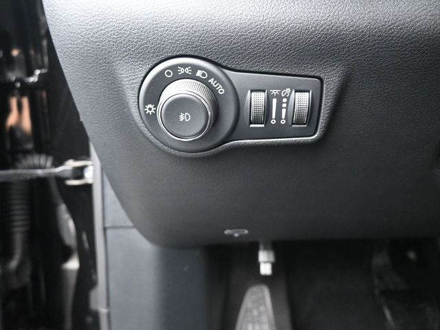 2025 Jeep Compass Latitude - Photo 33