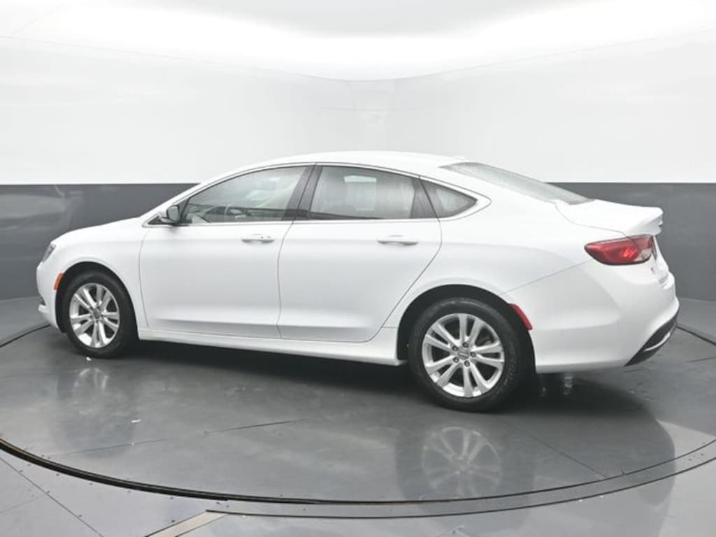 Used 2016 Chrysler 200 Limited Sedan