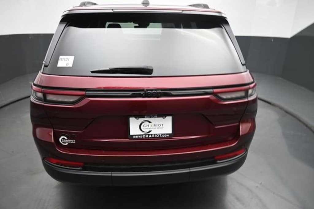 Used 2025 Jeep Grand Cherokee Altitude X SUV