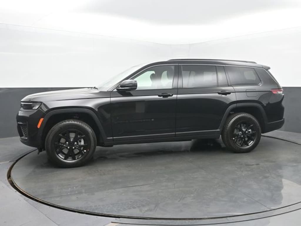 New 2026 Jeep Grand Cherokee L Altitude Sport Utility