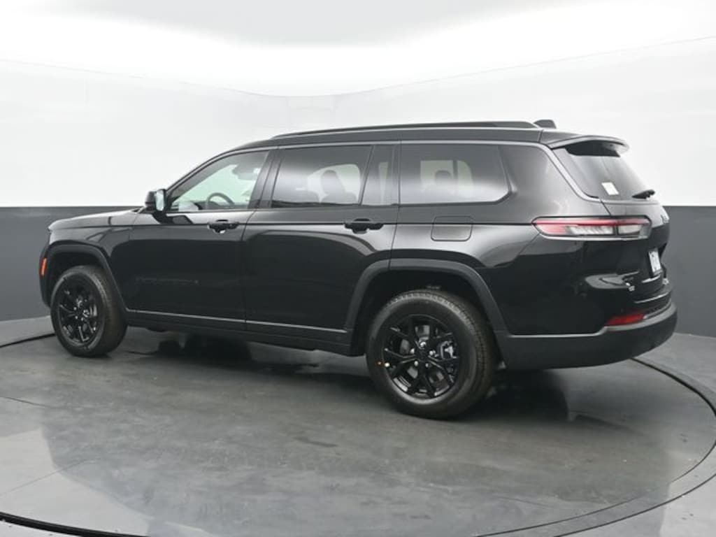 New 2026 Jeep Grand Cherokee L Altitude Sport Utility