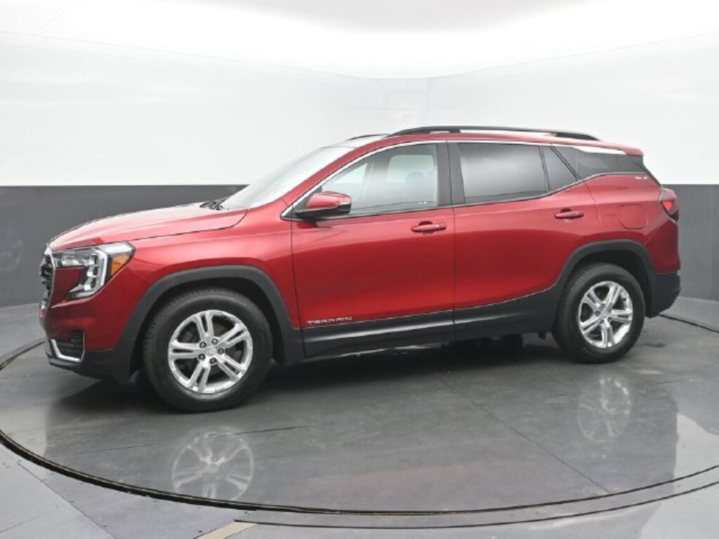 Used 2022 GMC Terrain SLE SUV