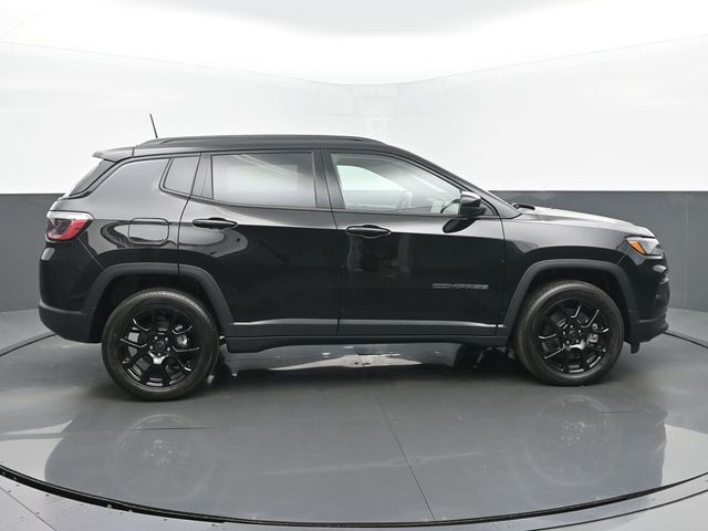 2025 Jeep Compass Latitude - Photo 6