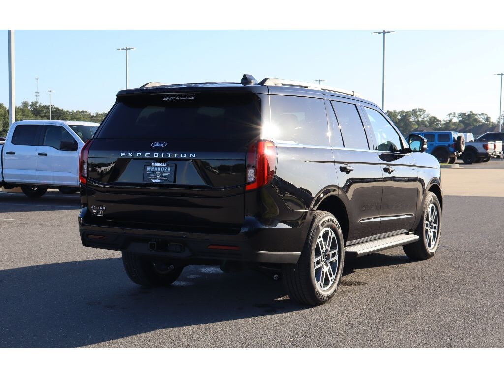 New 2026 Ford Expedition Active Sport Utility