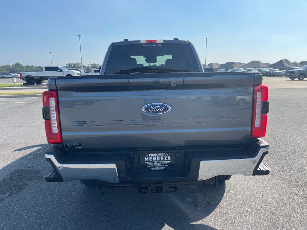 New 2026 Ford F-250 Lariat Crew Cab