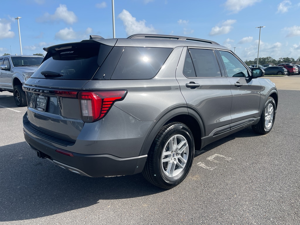 New 2026 Ford Explorer Active w/100A Pkg Sport Utility