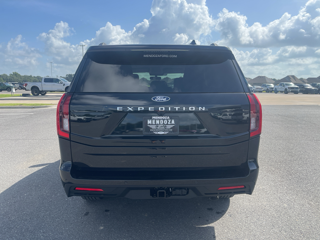 New 2027 Ford Expedition Active Wagon .