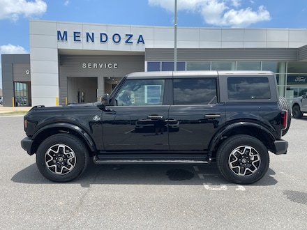 2026 Ford Bronco Outer Banks Sport Utility
