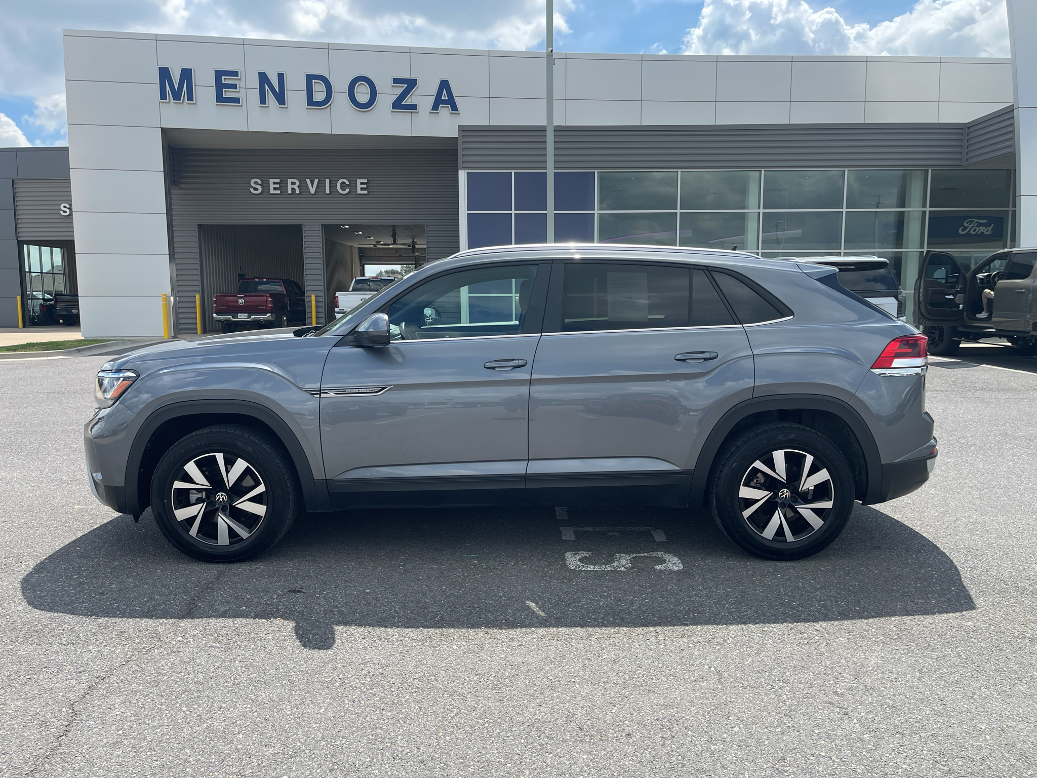 2023 Volkswagen Atlas Cross Sport