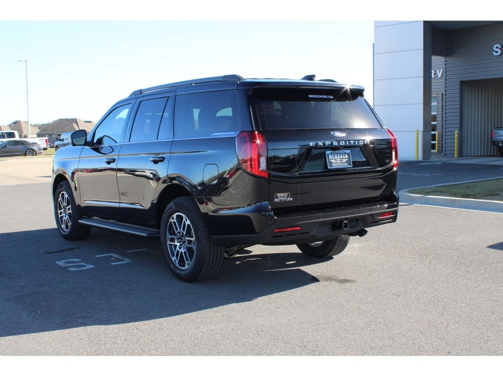 New 2026 Ford Expedition Active Sport Utility