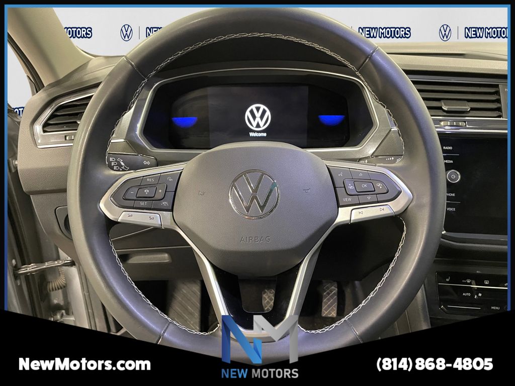 2023 Volkswagen Tiguan SE - Photo 12
