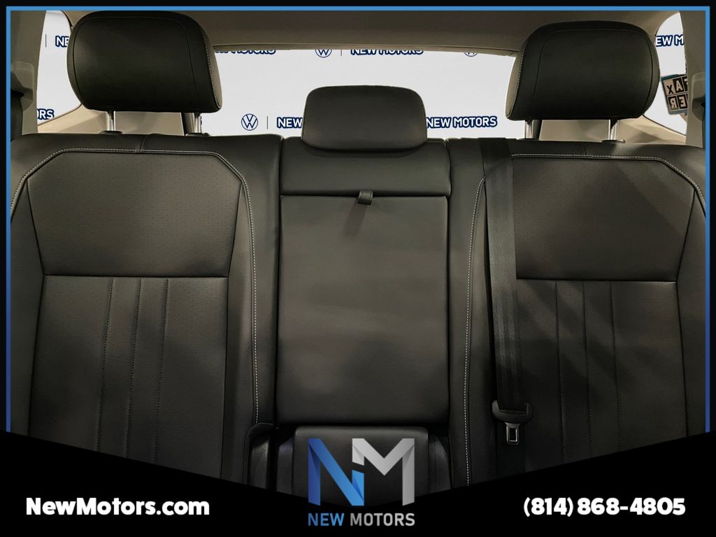 2023 Volkswagen Tiguan SE - Photo 13
