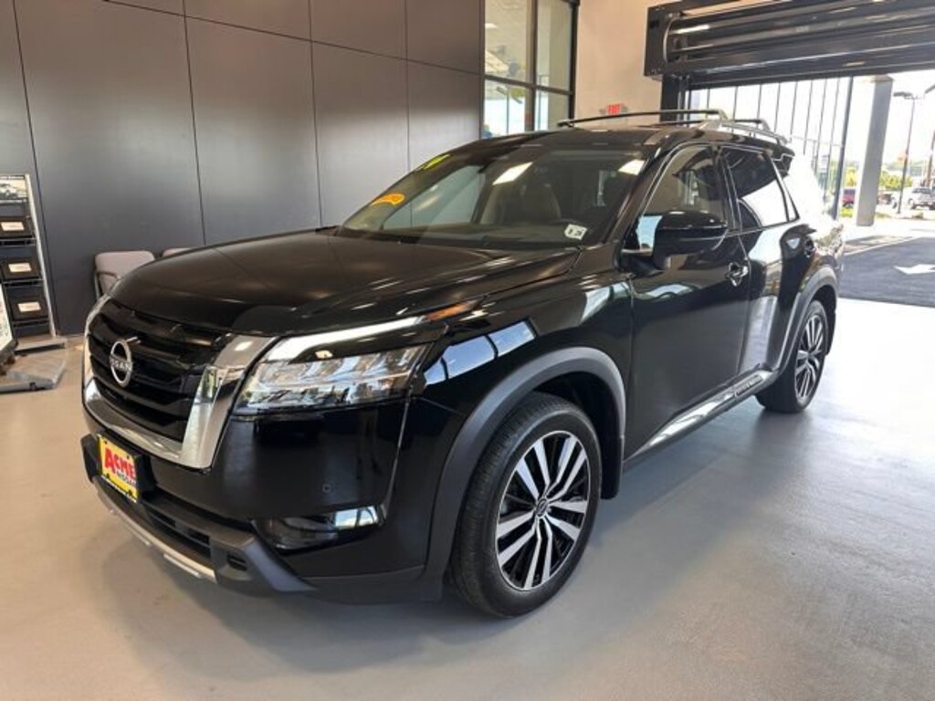 Certified 2024 Nissan Pathfinder Platinum SUV