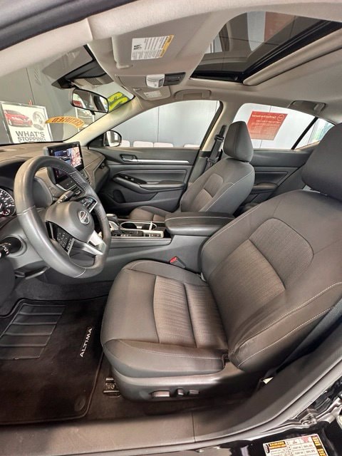 2023 Nissan Altima SV - Photo 8