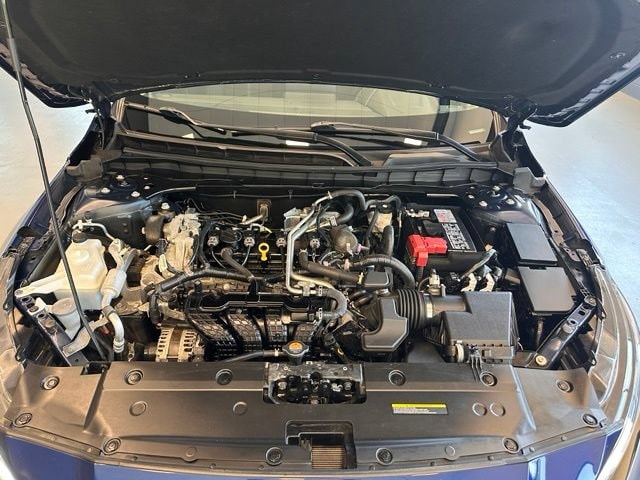 2024 Nissan Altima SR - Photo 9