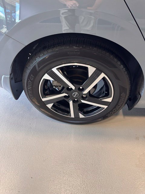 2024 Nissan Sentra SV - Photo 14