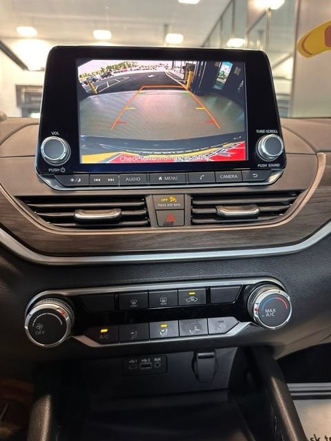 2024 Nissan Altima SV - Photo 21