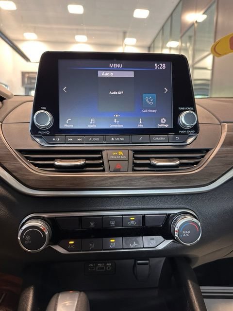 2024 Nissan Altima SV - Photo 20