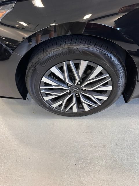 2024 Nissan Altima SV - Photo 12