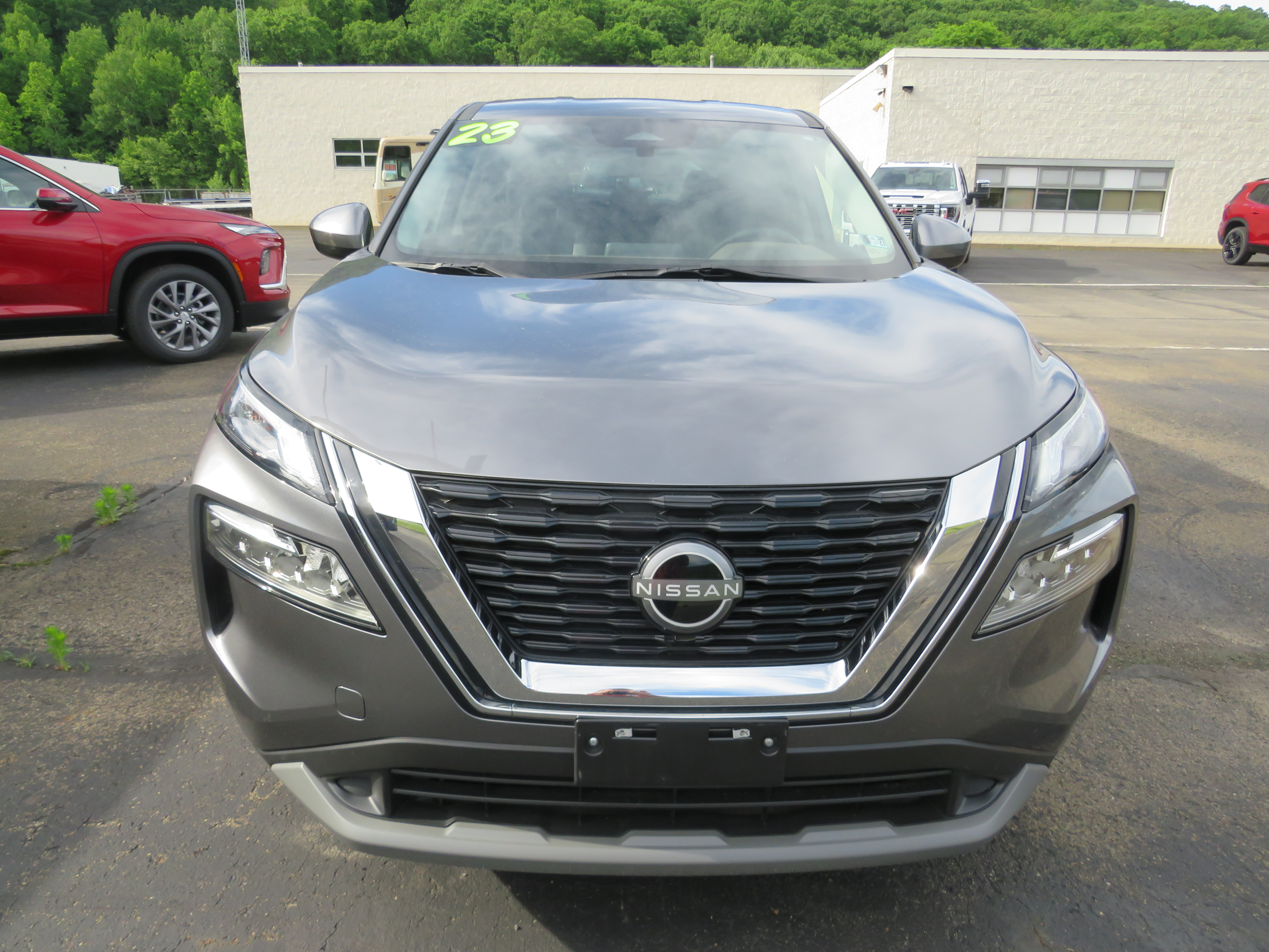 Used 2023 Nissan Rogue SV SUV