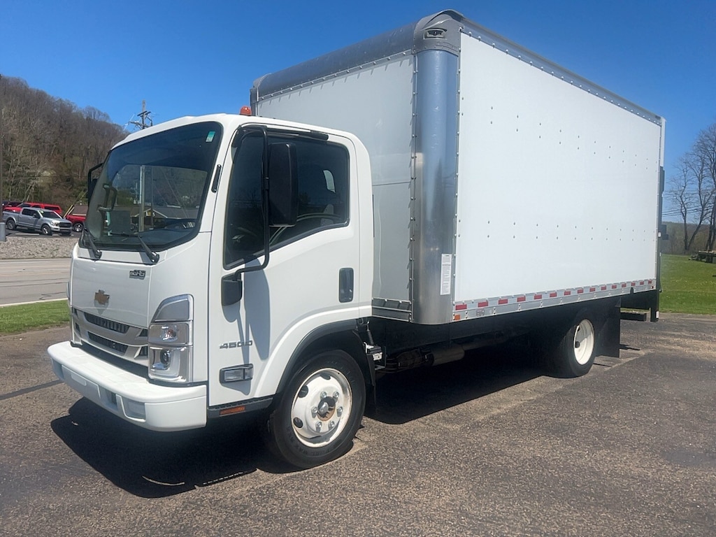 Used 2023 Chevrolet 4500 LCF Base Truck